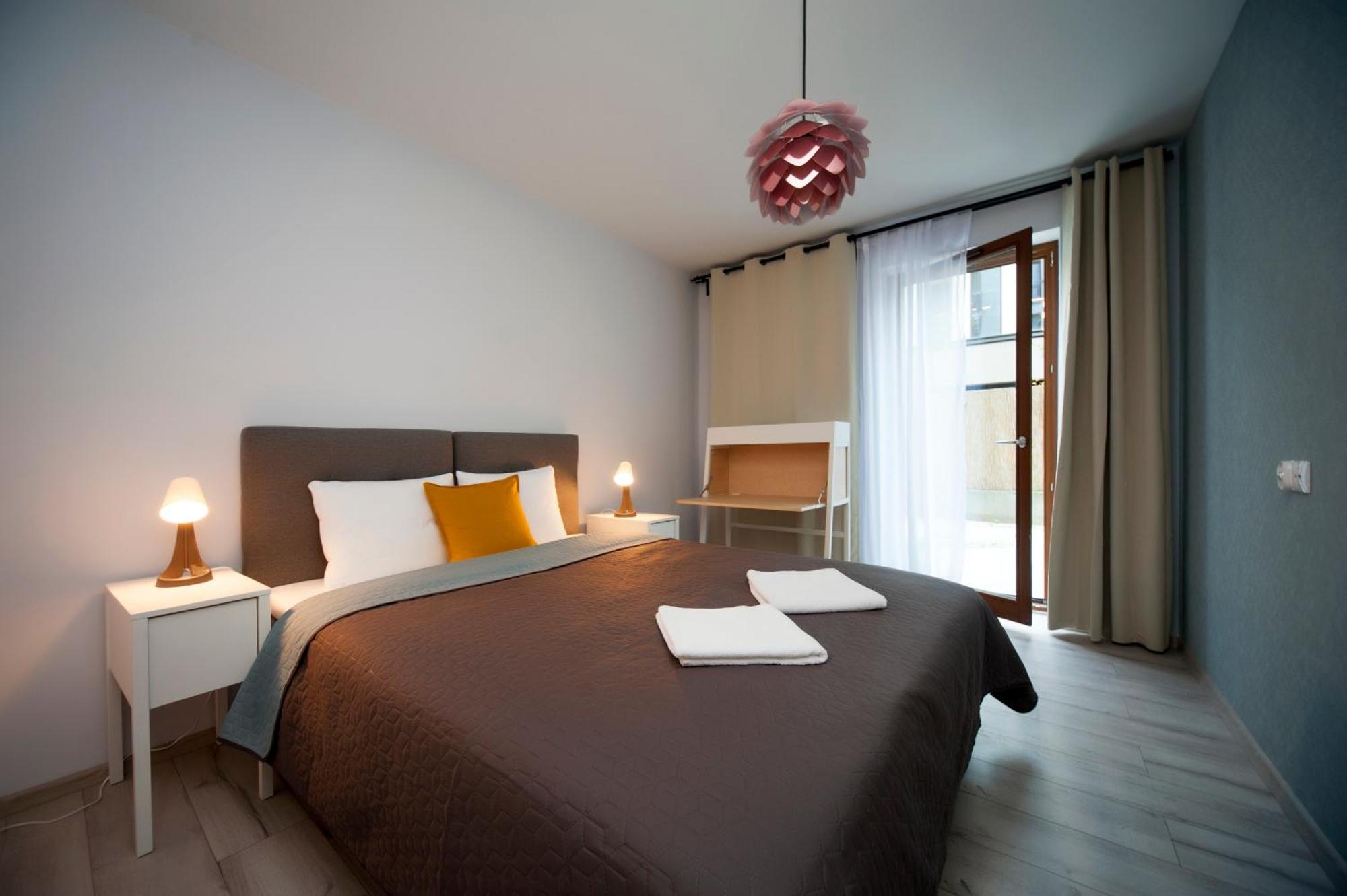 Very Berry - Maratonska 3 - Business Apartment, Garden, Check In 24H Πόζναν Εξωτερικό φωτογραφία