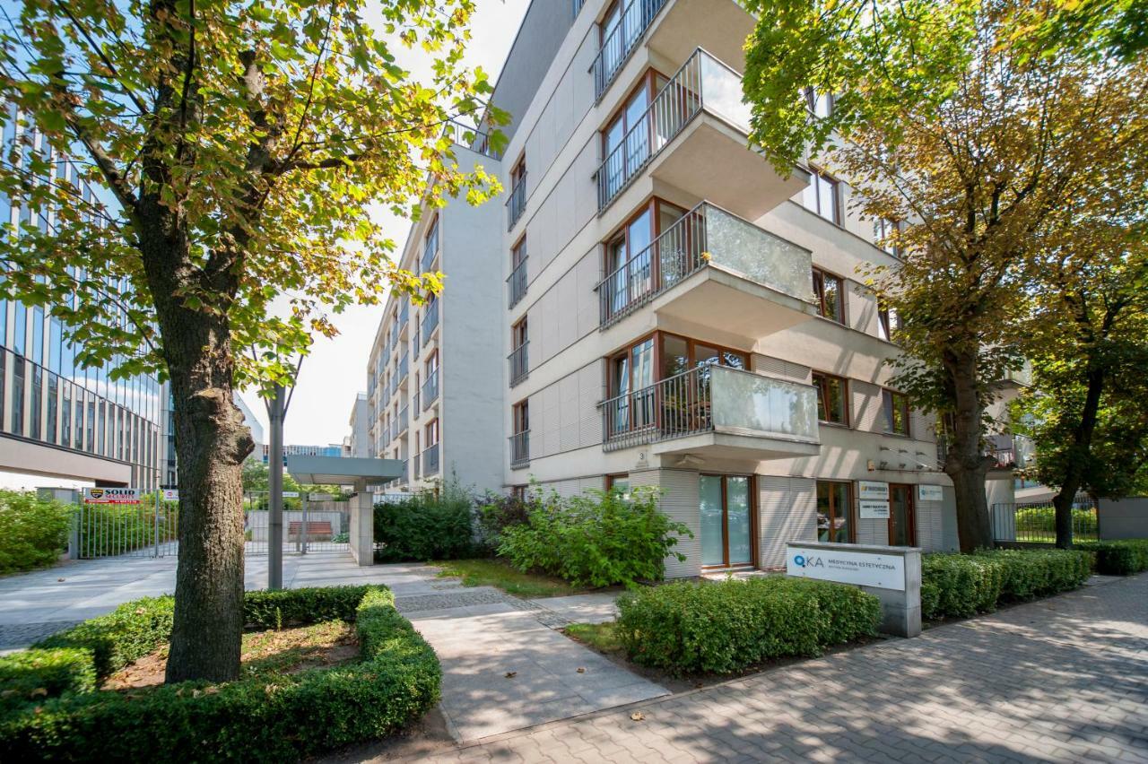 Very Berry - Maratonska 3 - Business Apartment, Garden, Check In 24H Πόζναν Εξωτερικό φωτογραφία